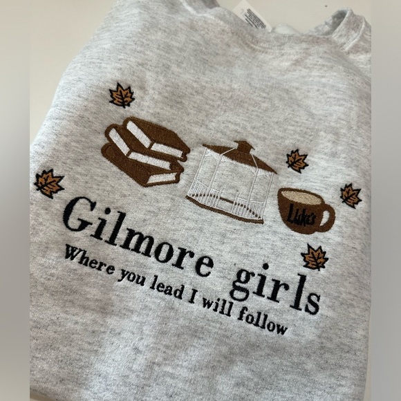Gilmore Girls sweatshirt - Picture 2 of 3